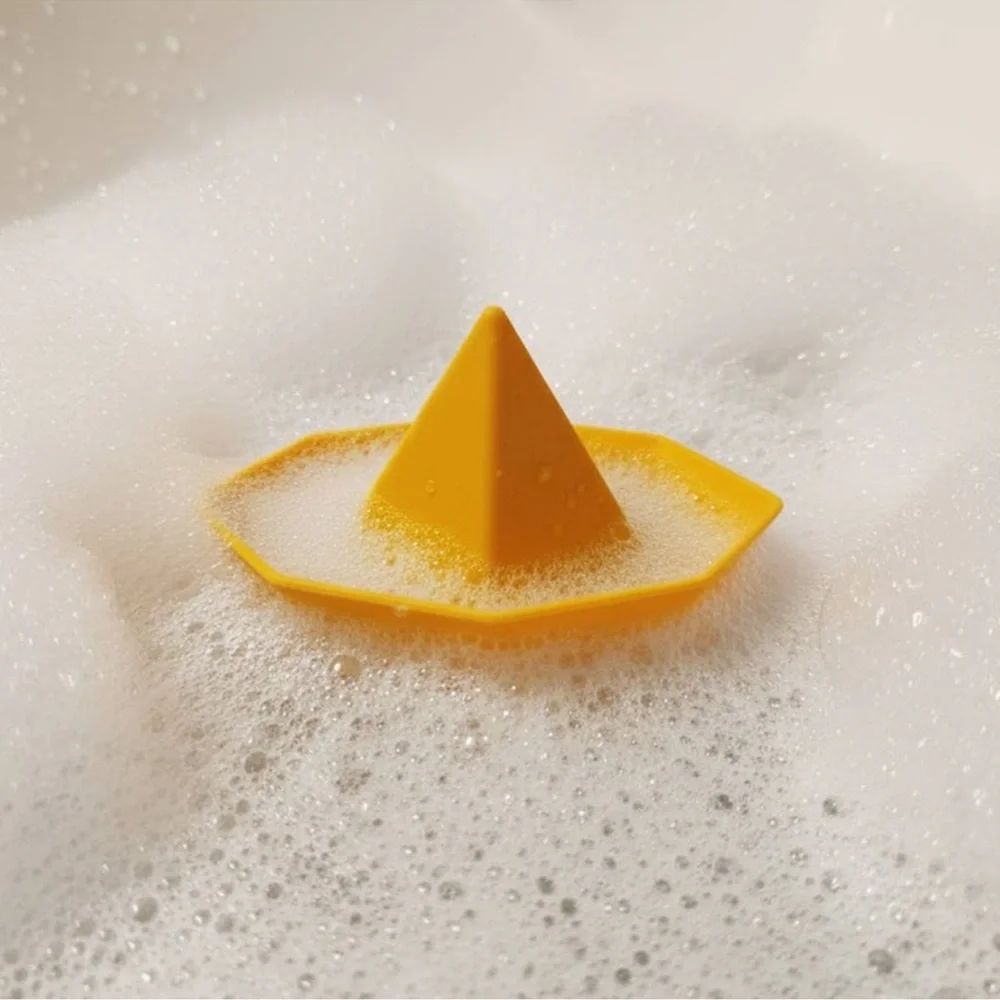 Big Time Toys Bath Boat Yellow and Red- Set of 8
